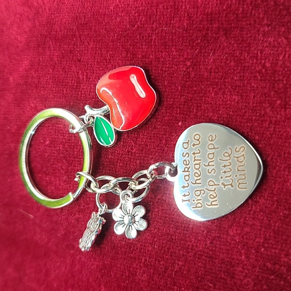 Teacher or Aid, Student gift, purse charm Key Chain Apple - Picture 1 of 4